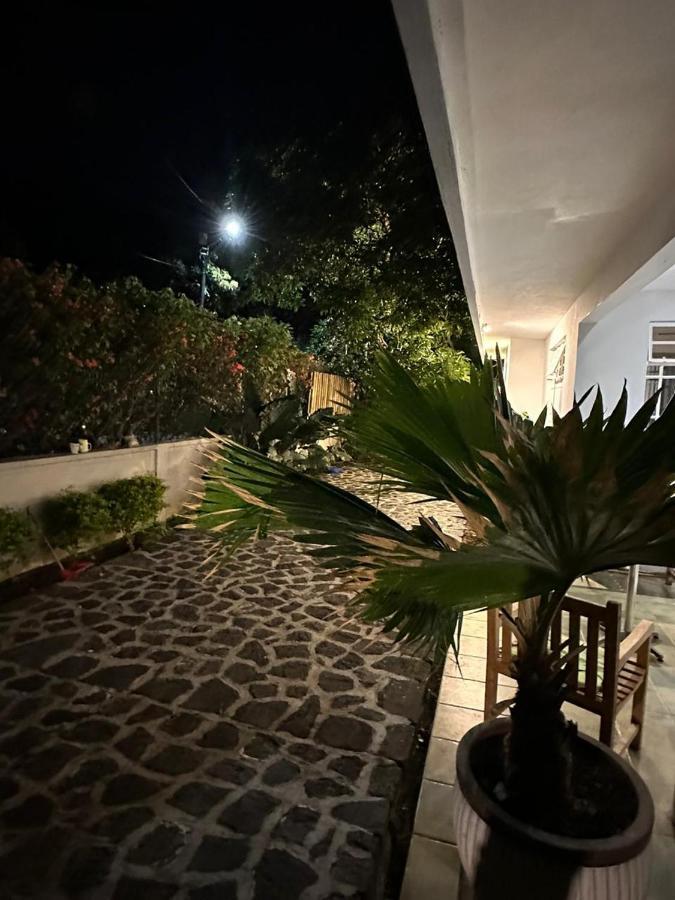 Cside Escape Villa Flic en Flac Ngoại thất bức ảnh
