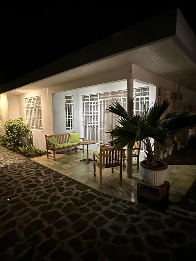 Cside Escape Villa Flic en Flac Ngoại thất bức ảnh